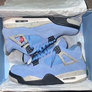 Air jordan retro 4 ‘university blue’